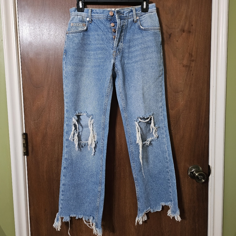 We The Free Light Blue Distressed Crop Jeans